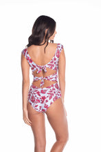 Laden Sie das Bild in den Galerie-Viewer, Model Back: Saha Une Pièce Aurora One Piece