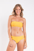 Laden Sie das Bild in den Galerie-Viewer, Model Front: Rio De Sol Bas Bottom Solar Madrid