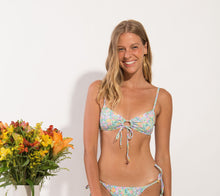 Laden Sie das Bild in den Galerie-Viewer, Gallery: Rio De Sol Haut Top Tiny-Garden Mila