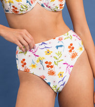 Laden Sie das Bild in den Galerie-Viewer, Image 11: Rio De Sol Bas Bottom Countryside Hotpants