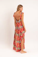 Laden Sie das Bild in den Galerie-Viewer, Model Back: Rio De Sol Vêtement De Plage Sea-Bloom Long Dress Chiara