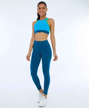 Laden Sie das Bild in den Galerie-Viewer, Model Front: Alto Giro Fitness Bas Legging Supplex Com Laser No Cos Verde Deep