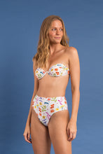 Laden Sie das Bild in den Galerie-Viewer, Image 10: Rio De Sol Ensemble Set Countryside Kyra Hotpants
