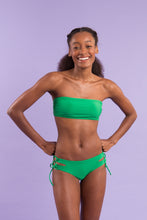 Laden Sie das Bild in den Galerie-Viewer, Image 12: Rio De Sol Ensemble Set Tambourine Bandeau-Reto Madrid