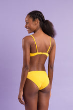 Laden Sie das Bild in den Galerie-Viewer, Image 12: Rio De Sol Ensemble Set Malibu-Yellow Balconet Essential-Comfy
