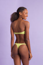 Laden Sie das Bild in den Galerie-Viewer, Image 11: Rio De Sol Ensemble Set Bora-Citrus Bandeau-Joy Leblon-Fio