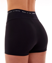 Laden Sie das Bild in den Galerie-Viewer, Image 02: Alto Giro Fitness Bas Shorts Tecnospan 2 Em 1 Preto