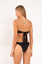 Laden Sie das Bild in den Galerie-Viewer, Model Back: Rio De Sol Bas Bottom Shimmer-Black Leblon