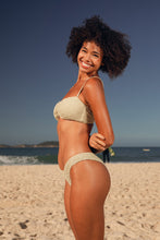 Laden Sie das Bild in den Galerie-Viewer, Image 12: Rio De Sol Bas Bottom Brisa-Pistache Essential