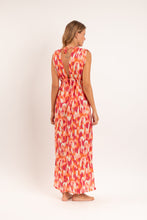 Laden Sie das Bild in den Galerie-Viewer, Model Back: Rio De Sol Vêtement De Plage Mirage Long Dress Soleil