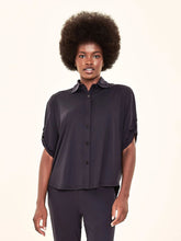 Laden Sie das Bild in den Galerie-Viewer, Gallery: Uv Line Chemise Shirt Copa Black Upf50+