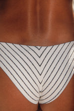 Laden Sie das Bild in den Galerie-Viewer, Image 12: Rio De Sol Bas Bottom Linea-White Cheeky-Tie
