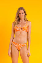Laden Sie das Bild in den Galerie-Viewer, Image 11: Rio De Sol Ensemble Set Trail-Orange Tank-Tie Essential-Comfy