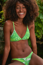 Laden Sie das Bild in den Galerie-Viewer, Image 06: Rio De Sol Haut Top Green-Palms Tri-Fixo
