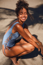 Laden Sie das Bild in den Galerie-Viewer, Image 10: Rio De Sol Une Pièce Solar-Celeste Zoe