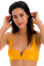 Laden Sie das Bild in den Galerie-Viewer, Gallery: Rio De Sol Haut Top Eden-Pequi Bra-V