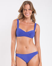 Laden Sie das Bild in den Galerie-Viewer, Gallery: Rio De Sol Ensemble Set Malibu-Indigo Amelia Essential