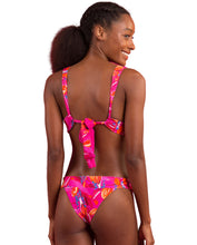 Laden Sie das Bild in den Galerie-Viewer, Image 07: Rio De Sol Ensemble Set Flavors Halter-Marina Essential-Cos