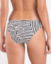 Laden Sie das Bild in den Galerie-Viewer, Image 06: Rio De Sol Bas Bottom Collage Essential-Comfy