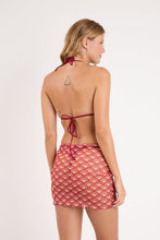 Laden Sie das Bild in den Galerie-Viewer, Model Back: Rio De Sol Jupe De Page Floral-Scales Mini Skirt Ruched