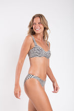 Laden Sie das Bild in den Galerie-Viewer, Image 03: Rio De Sol Haut Top Collage Amelia