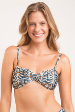 Laden Sie das Bild in den Galerie-Viewer, Gallery: Rio De Sol Haut Top Ikat Twist