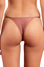 Laden Sie das Bild in den Galerie-Viewer, Image 07: Rio De Sol Bas Bottom Shimmer-Copper California