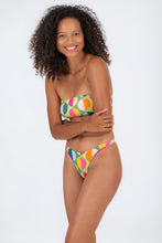 Laden Sie das Bild in den Galerie-Viewer, Model Front: Rio De Sol Bas Bottom Garden-City Nice-Fio