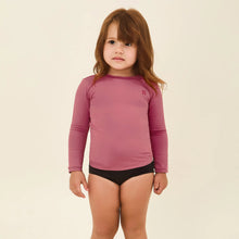 Laden Sie das Bild in den Galerie-Viewer, Model Front: Uv Line T-Shirt Longsleeve Baby Malva Upf50+