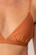 Laden Sie das Bild in den Galerie-Viewer, Image 05: Rio De Sol Haut Top Shimmer-Nocciola Tri-Fixo-Noa