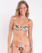 Laden Sie das Bild in den Galerie-Viewer, Gallery: Rio De Sol Ensemble Set Kauai Amelia Italy