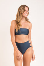 Laden Sie das Bild in den Galerie-Viewer, Image 11: Rio De Sol Bas Bottom Nocciola High-Waist-Spin