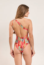 Laden Sie das Bild in den Galerie-Viewer, Model Back: Rio De Sol Une Pièce Sea-Bloom Sienna