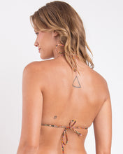 Laden Sie das Bild in den Galerie-Viewer, Image 05: Rio De Sol Haut Top Bouquet Frufru