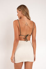 Laden Sie das Bild in den Galerie-Viewer, Model Back: Rio De Sol Jupe De Page Brisa-Offwhite Rubi Skirt