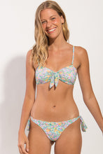 Laden Sie das Bild in den Galerie-Viewer, Gallery: Rio De Sol Ensemble Set Tiny-Garden Bandeau-Knot Italy