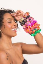 Laden Sie das Bild in den Galerie-Viewer, Image 04: Rio De Sol Chouchou Malibu-Nina Scrunchie