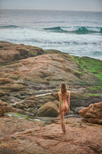 Laden Sie das Bild in den Galerie-Viewer, Image 11: Rio De Sol Une Pièce Utah Hype