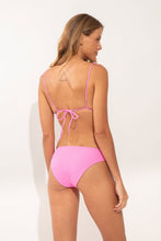 Laden Sie das Bild in den Galerie-Viewer, Model Back: Rio De Sol Bas Bottom Crespinho-Rosa Essential-Comfy