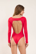 Laden Sie das Bild in den Galerie-Viewer, Model Back: Wednesday In Hawaii By Rio De Sol Une Pièce Hibiscus Surf