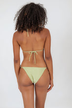 Laden Sie das Bild in den Galerie-Viewer, Model Back: Rio De Sol Bas Bottom Oliva Ibiza-Rope