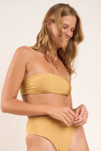 Laden Sie das Bild in den Galerie-Viewer, Image 07: Rio De Sol Bas Bottom Fluity-Dourado Hotpants