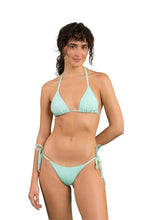 Laden Sie das Bild in den Galerie-Viewer, Model Front: Rio De Sol Bas Bottom Malibu-Menta Cheeky-Tie