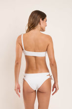 Laden Sie das Bild in den Galerie-Viewer, Model Back: Rio De Sol Haut Top Memphis-White Grazy