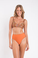 Laden Sie das Bild in den Galerie-Viewer, Image 08: Rio De Sol Bas Bottom Bouquet Hotpants
