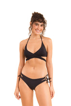 Laden Sie das Bild in den Galerie-Viewer, Model Front: Rio De Sol Bas Bottom Dots-Black Madrid