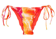 Laden Sie das Bild in den Galerie-Viewer, Product Front: Rio De Sol Bas Bottom Tiedye-Red Frufru