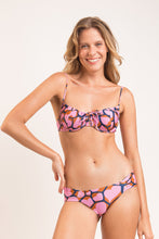 Laden Sie das Bild in den Galerie-Viewer, Image 02: Rio De Sol Ensemble Set Amore-Pink Balconet-Tie Baobi