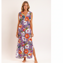 Laden Sie das Bild in den Galerie-Viewer, Model Front: Rio De Sol Vêtement De Plage Garden-Flower Long Dress Soleil