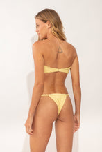 Laden Sie das Bild in den Galerie-Viewer, Model Back: Rio De Sol Bas Bottom Drift-Butterglow Eden